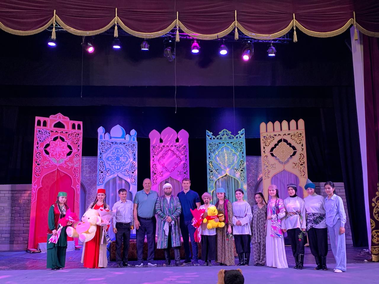 “Afandi’s Five Wives” Stage Play Presented in Kokand
