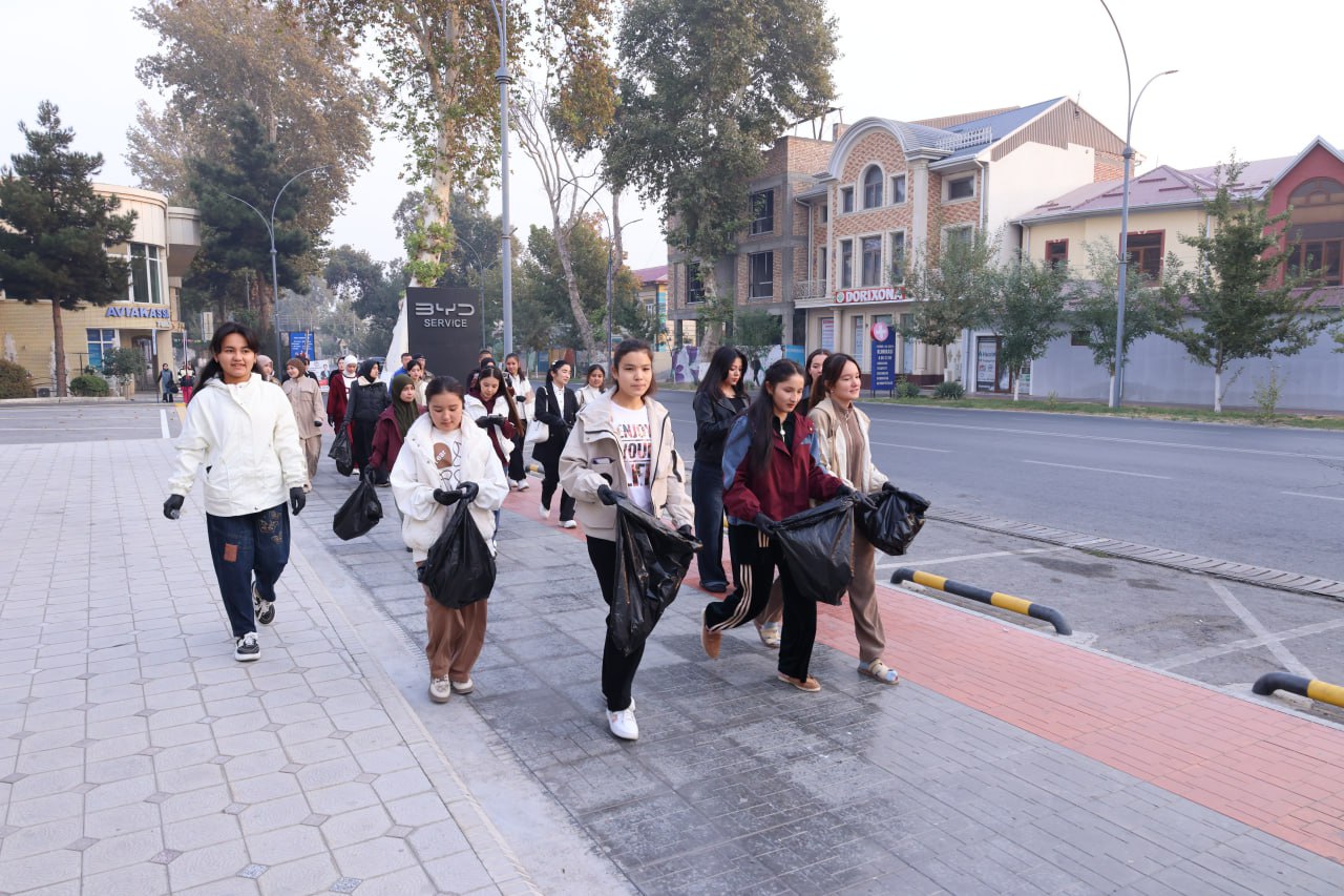 Students United in the “Ecomarathon” Initiative