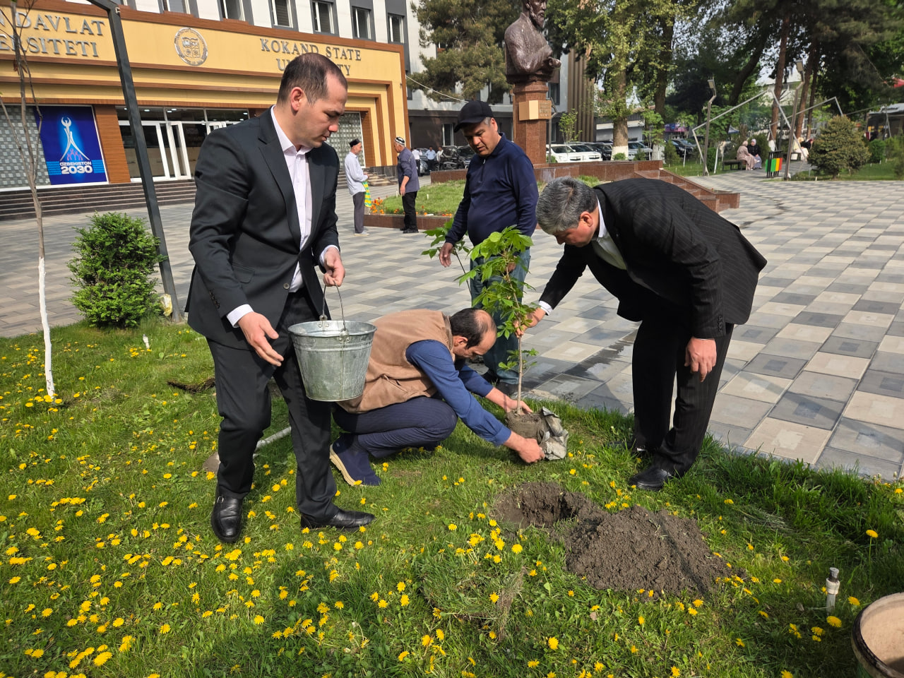  “Yashil makon” loyihasi doirasida ko‘chat ekish aksiyasi o‘tkazildi 
