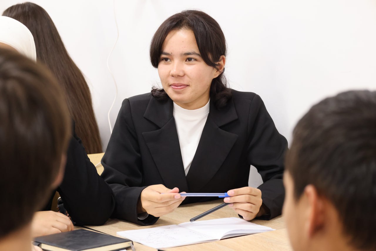 “Aura”, “Huquqshunos” and “Miks” Teams Lead the Rankings