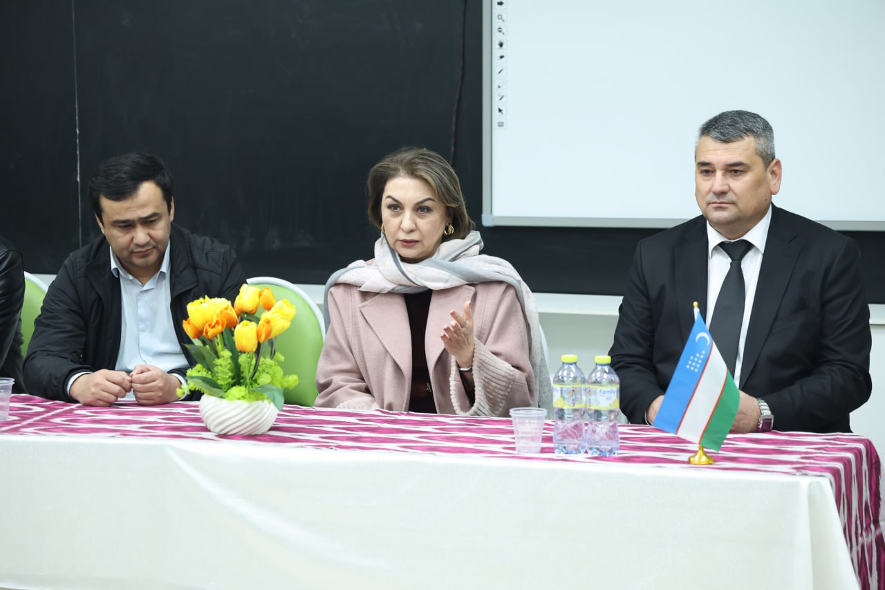 The rector reviewed modern digital equipment, innovative projects, and held an open dialogue with students